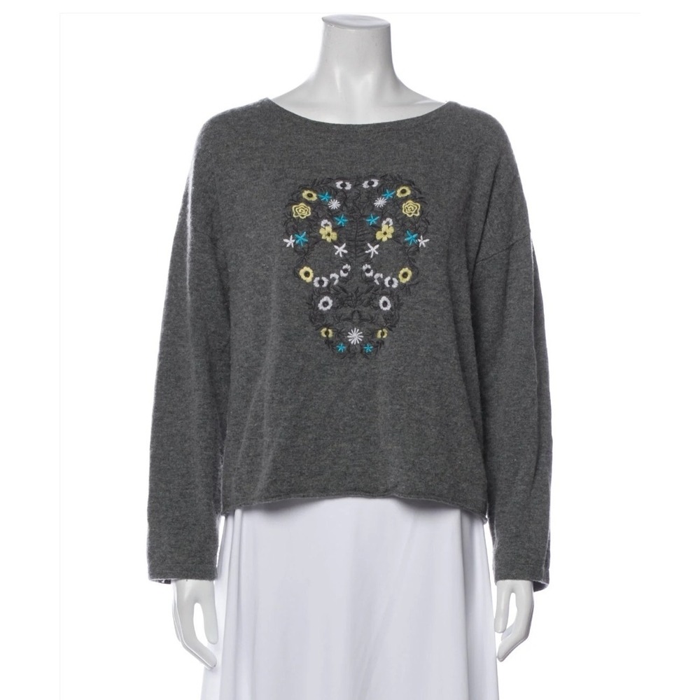 Skull Cashmere Sweater Sz S Embroidered Skull Oversized Lagenlook *hole